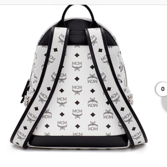 Classic white MCM backpack 🎒 - Picture 3 of 11